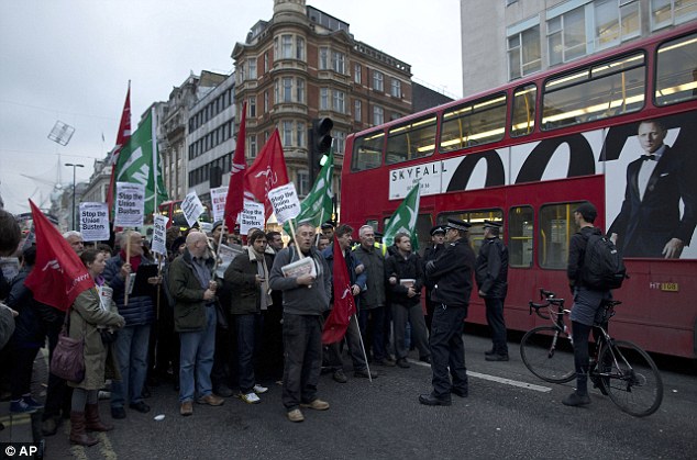 Европа бунтует...