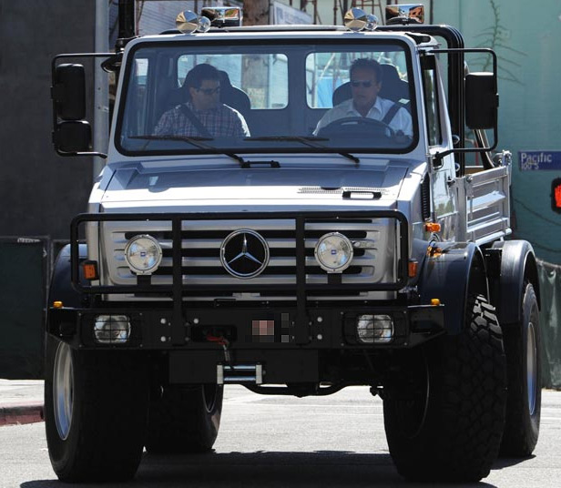 Mercedes Unimog
