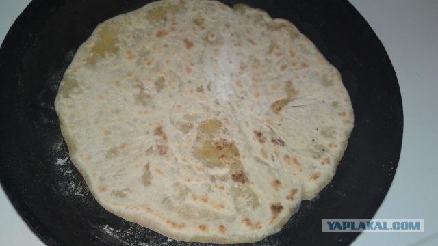 ЧудУ (лепешки) с разной начинкой