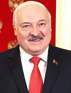 Миром правят старики, отсюда и пиздец