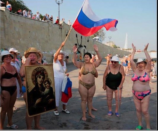 Севастополь снова в драке за еду.