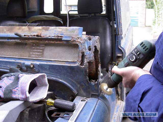 [Москва] Продам Land Rover Defender 90