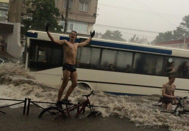Ужасы и приколы из соцсетей 18+