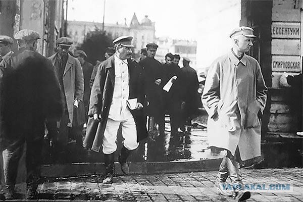 Пулемет в багажнике и броня, как у танка: что представлял из себя сталинский ЗИС-115