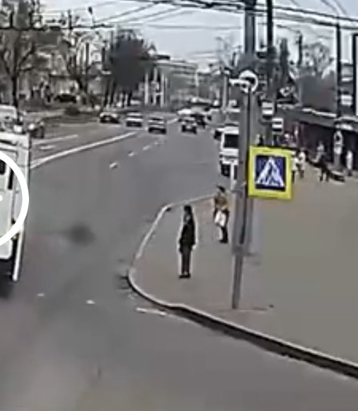 Трэшовый ДТП. Хоть жива осталась.