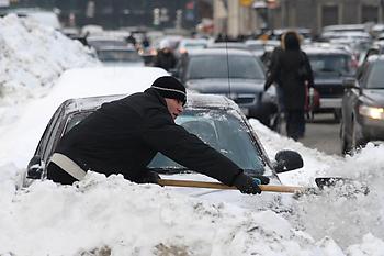 Батальоны просят лопат