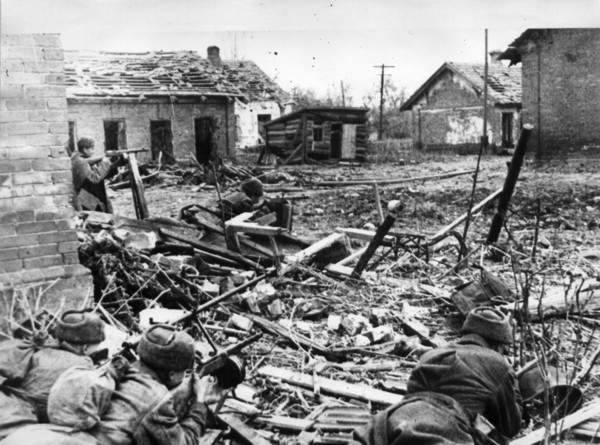 Фотографии второй мировой, многие цветные (фото)
