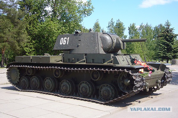 КВ-1 против «Мёртвой головы» — первая встреча