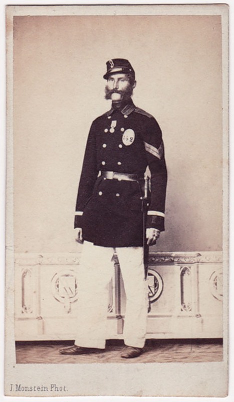 История в фотографиях