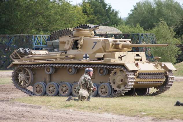 StuG III под кличкой "Гадюка", самая массовая в производстве с которой пришлось встретиться нашим дедам.