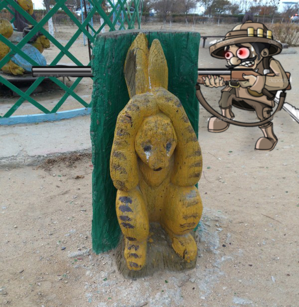 Детская площадка тлена и жути