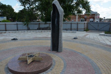 Статуя Мадонна дель Маре в Сардинии