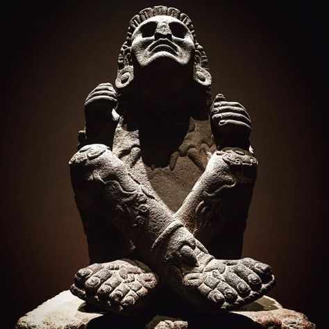 Цветочный бог ацтеков