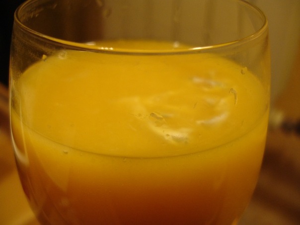 НЕЧТО в пакете сока