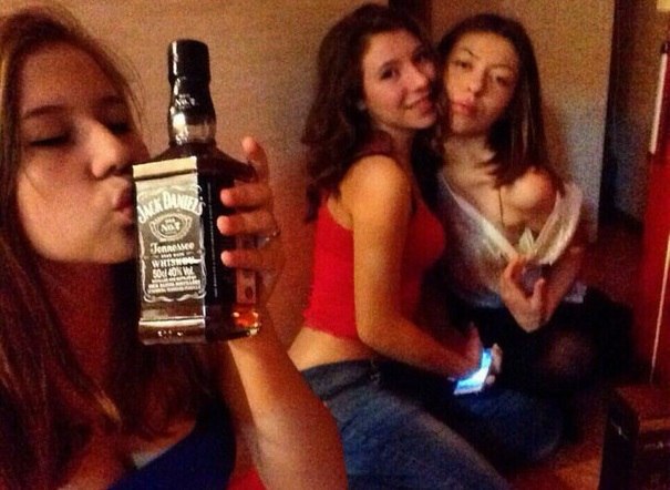 Ужасы и приколы из соцсетей 18+
