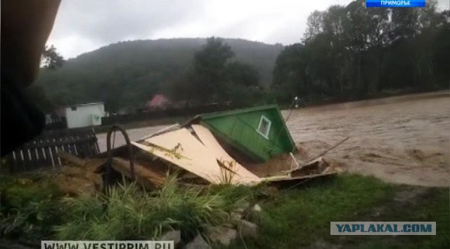 Уссурийск затопил тропический ливень