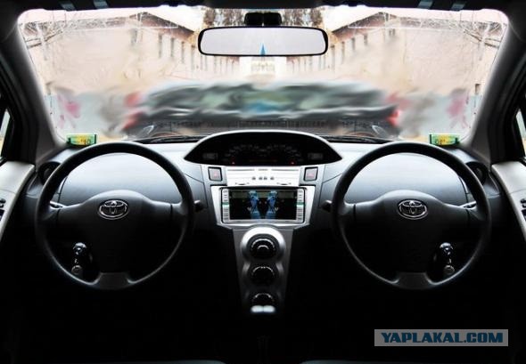 Летом владельцев праворульных авто ждут проблемы
