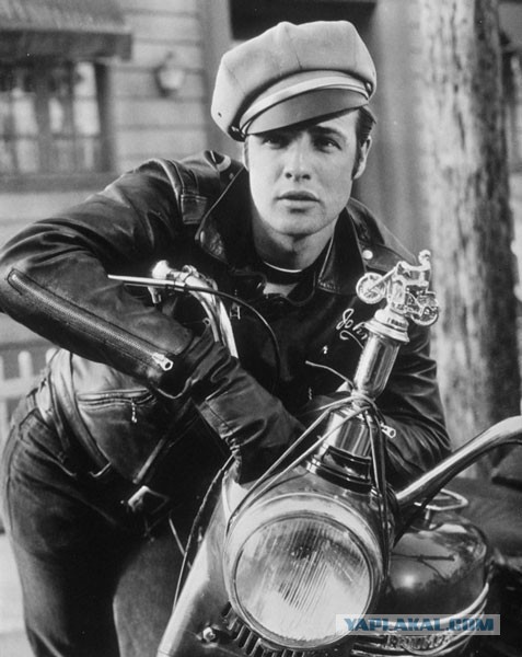 Фото актеров и музыкантов, из которых харизма плещет через край