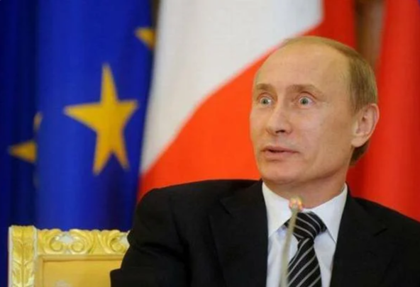 Путин: "Мы должны бережно относиться к Конституции нашей страны"