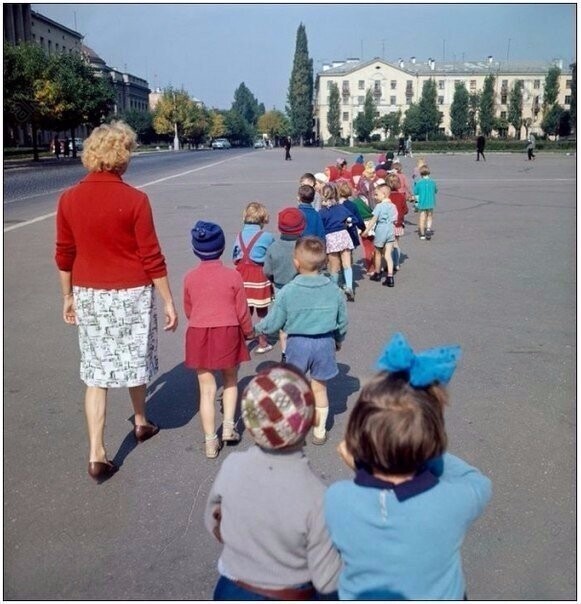 Вы заработались? Вспомните, куда ушло детство!