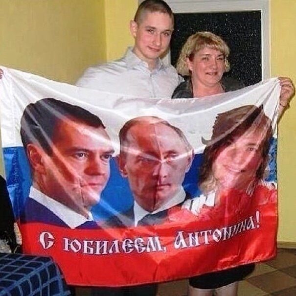 Анекдоты, истории и картинки с надписями