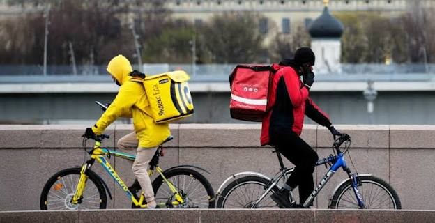 Московские курьеры, не прошедшие тест на знание ПДД, перейдут в статус «Неактивный»