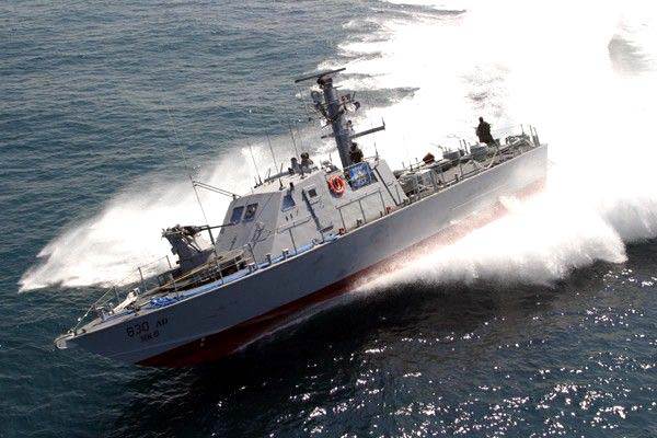 Российский фрегат "Маршал Шапошников" прибыл в эритрейский порт Массауа