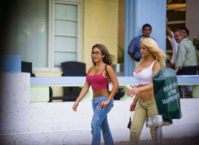 Шаловливые мужские взгляды