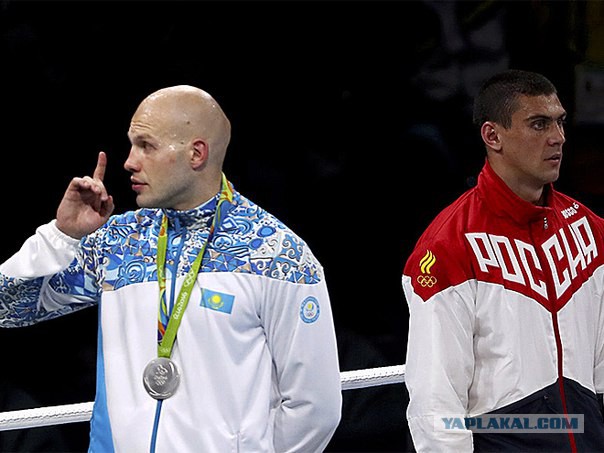 Как казахстанский боксер отреагировал на свист в адрес россиянина Тищенко