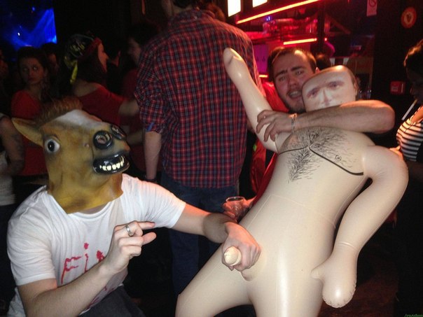 Ужасы и приколы из соцсетей 18+