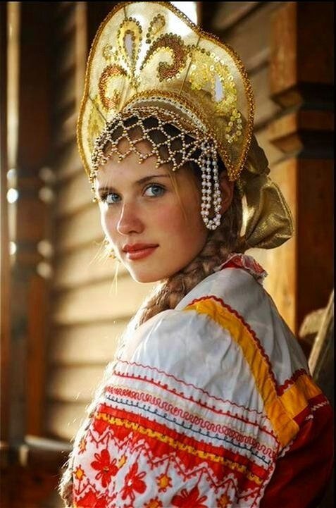 Барыни-сударыни и дворовые девки
