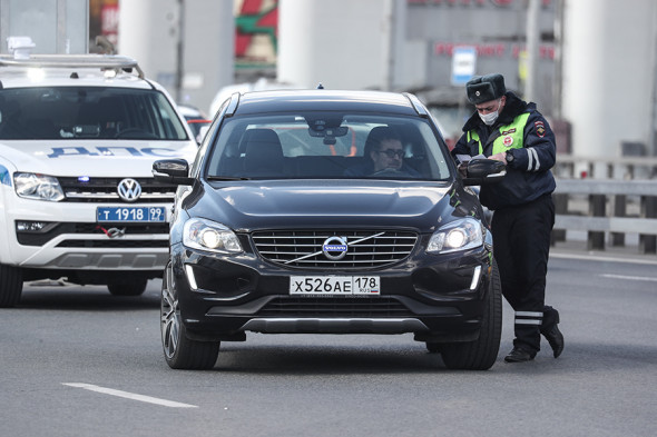 Посты полиции на въездах в Москву. Фотогалерея