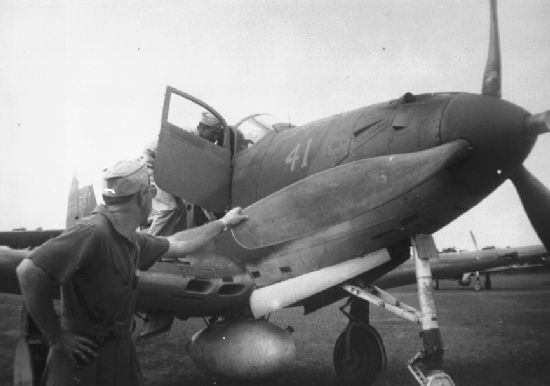Р-39 Аэрокбра. Американская любимица сталинских соколов. История создания и основные модификации.