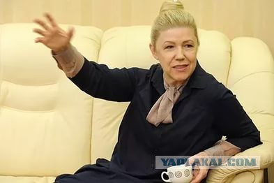 Когда зашел на ЯП, а эротику уже запретили