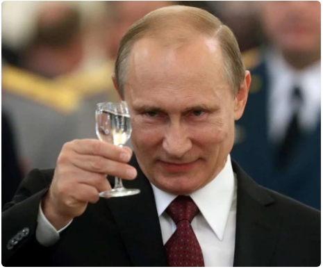 Новость дня -  состояние российских миллиардеров превысило треть ВВП страны.