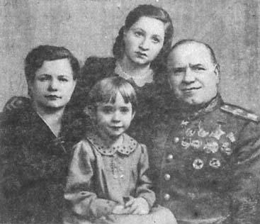 Знаменитости в кругу семьи
