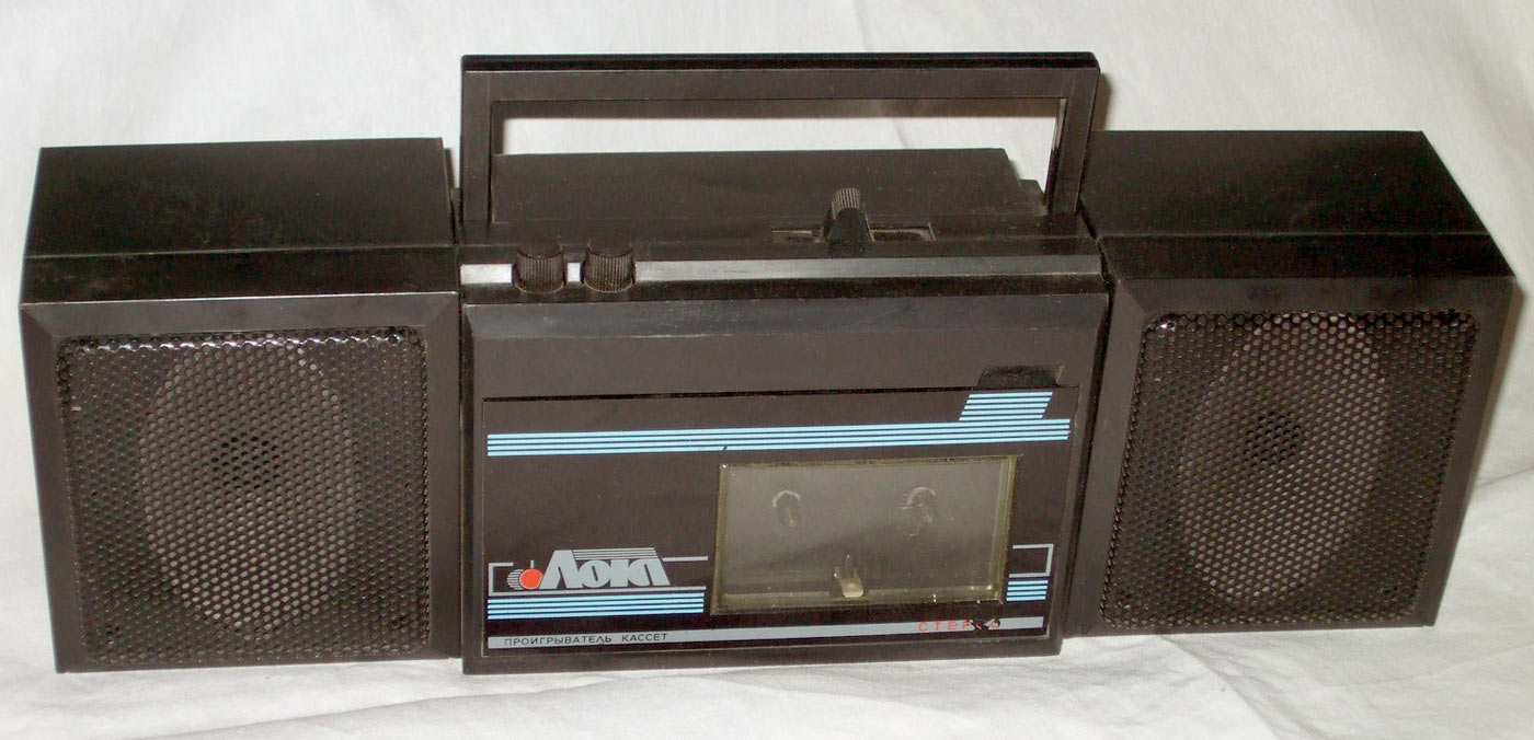 Стерео кассетные магнитофоны