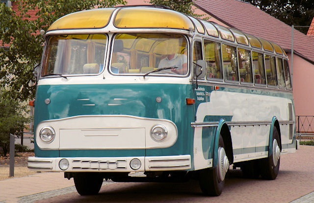 Игра на ЯПе: Угадай АВТО-5
