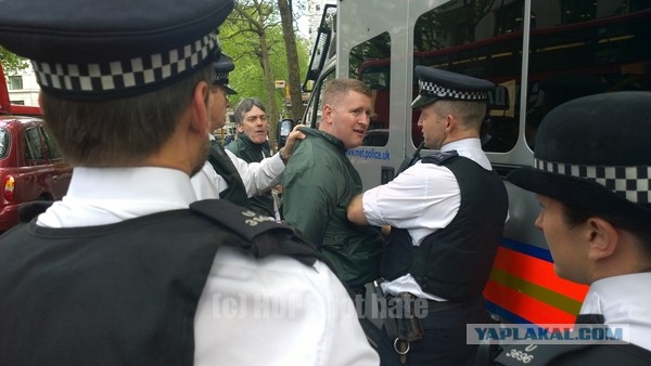 Комментарии иностранцев к новости о гибели русского солдата в Сирии