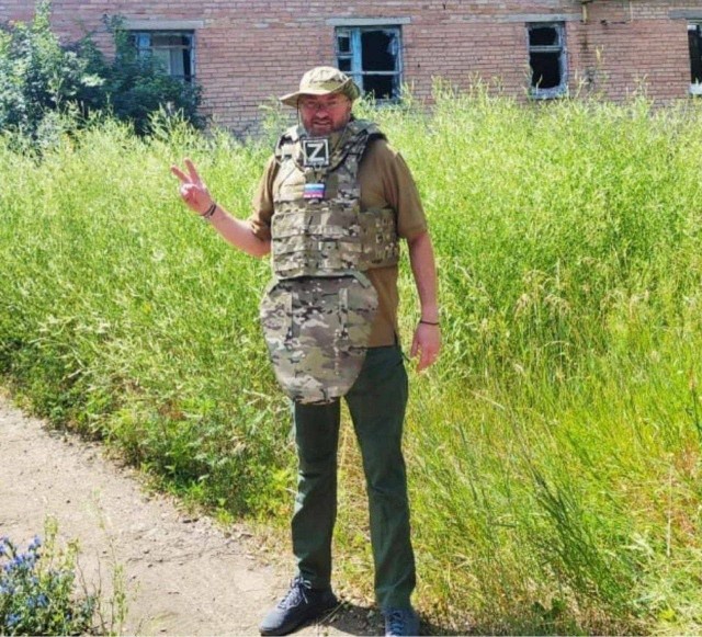 Виталий Милонов в «полной боевой экипировке» уже находится на территории военных действий