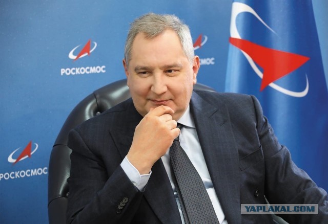 Космонавты с орбиты МКС поздравили россиян с Днем космонавтики.