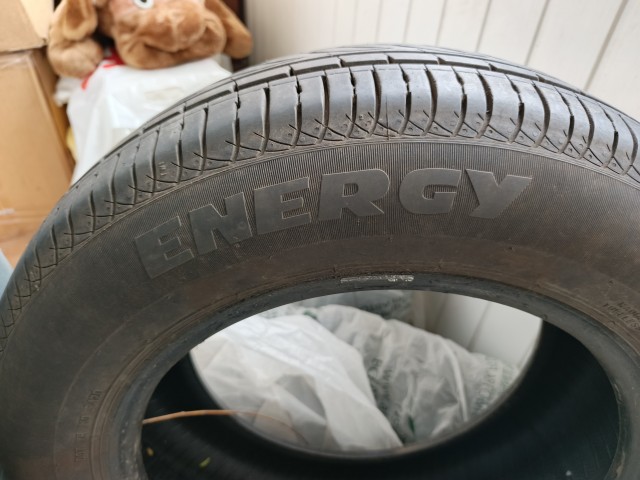 Продам шины 185/65/15 мск