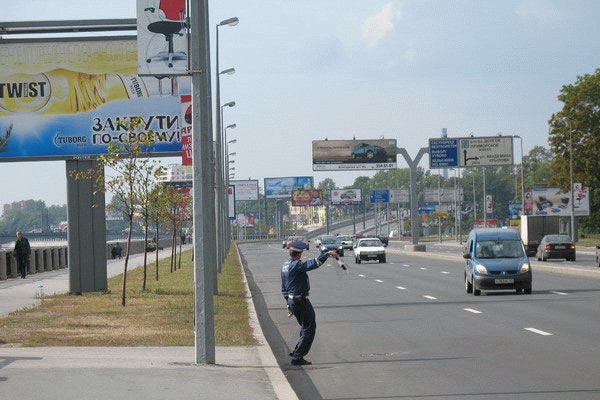 Фотожаба: Танцующий гаишник