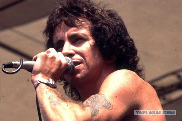 Фото актеров и музыкантов, из которых харизма плещет через край