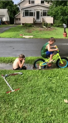 Крути педали быстрей