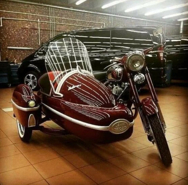 А мотоцикл какой купили бы?