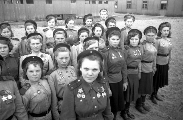 История в фотографиях