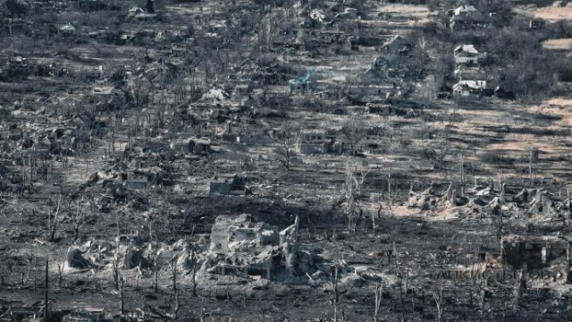 Захарова срывает покровы. "Киевский режим варварски обстреливает жилые районы в России"