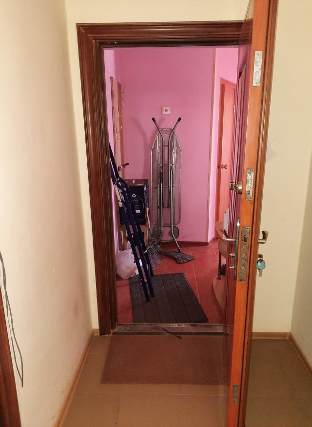 Продаётся маахонькая квартирка 34 м2 в Краснодаре.
