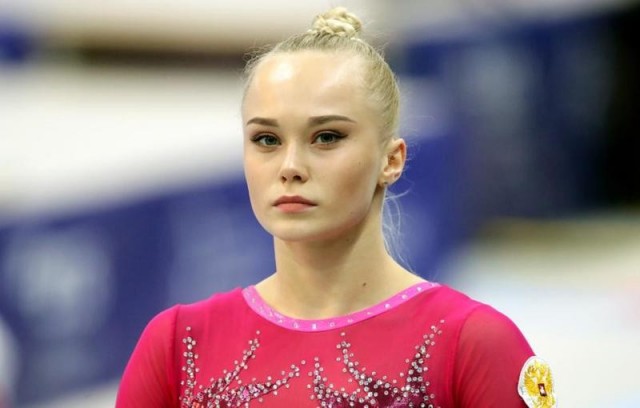 Российской гимнастке запретили выступать под песню «Младший лейтенант» на международных турнирах